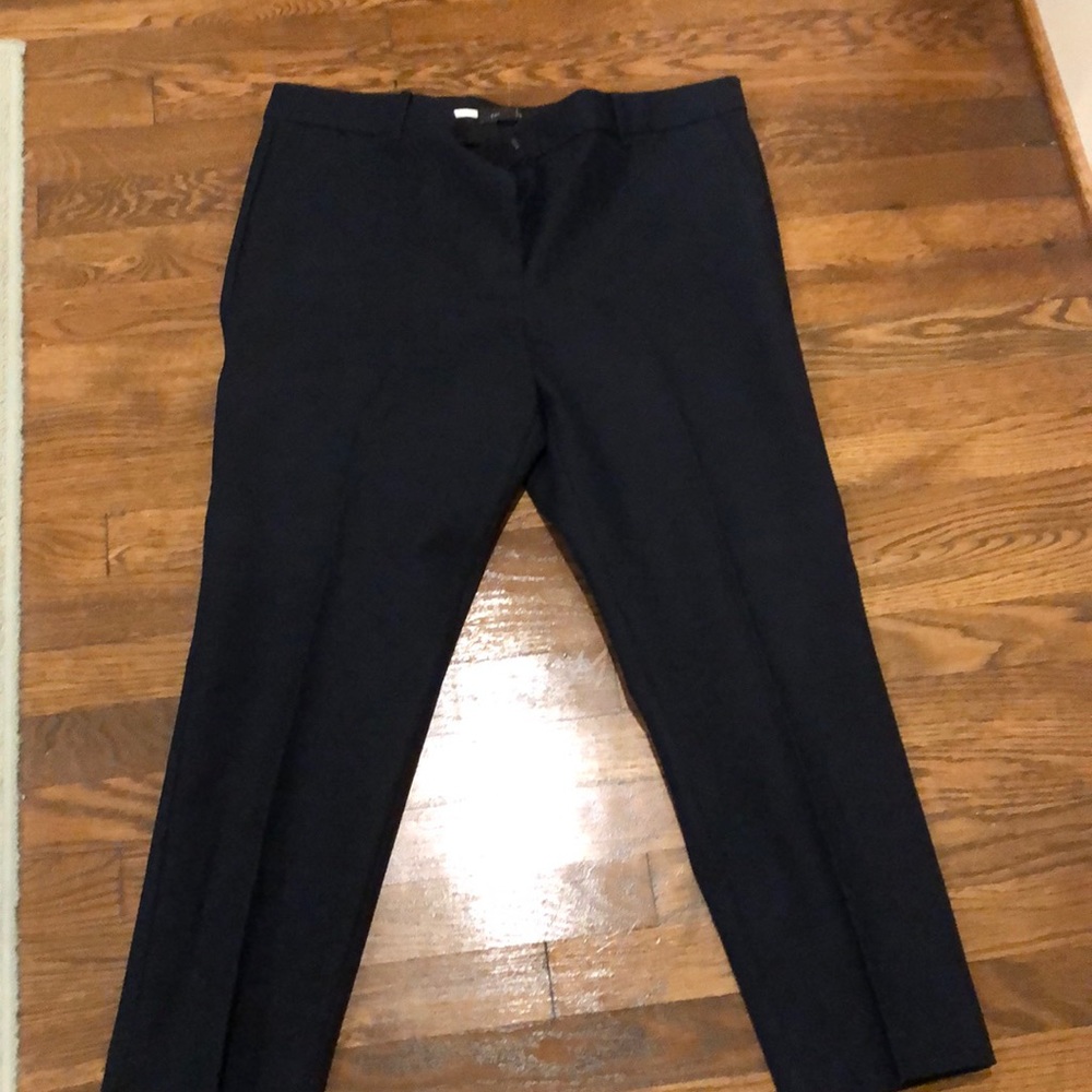 Ann Taylor - Navy Ankle pant - Size 14